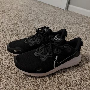 Nike Renew Tennis Running Shoe Women's 8.5